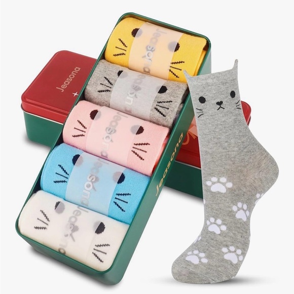 Other - Cat Face Socks Set in tin NWT